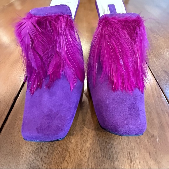 Bisou Bisou Havana - Purple Fuchsia Suede Feather Mules, Women's 8.5 - Picture 4 of 10
